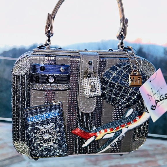 Mary Frances: Beaded Travel Passport Camera Bag - Picture 2 of 16